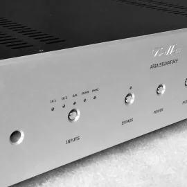 This Aria Signature is a solid-state 125 watts X 2 integrated amplifier.
