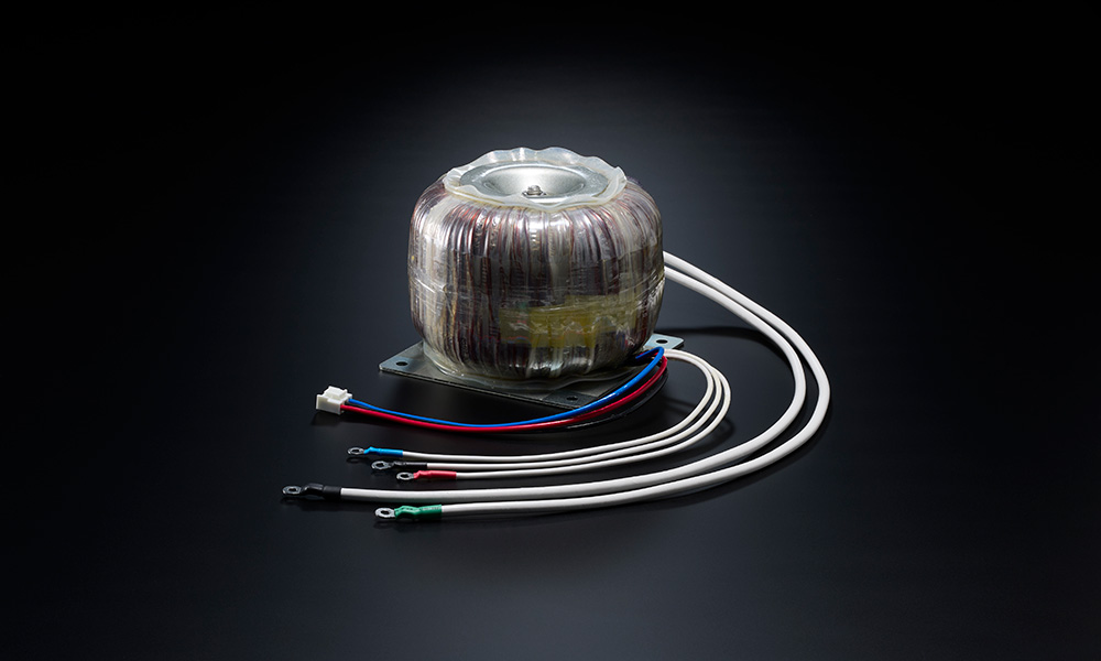 TAD Labs M2500 TX Stereo Power amplifier - Image 2