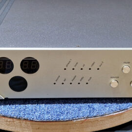 Conrad Johnson CA200 Integrated Amplifier